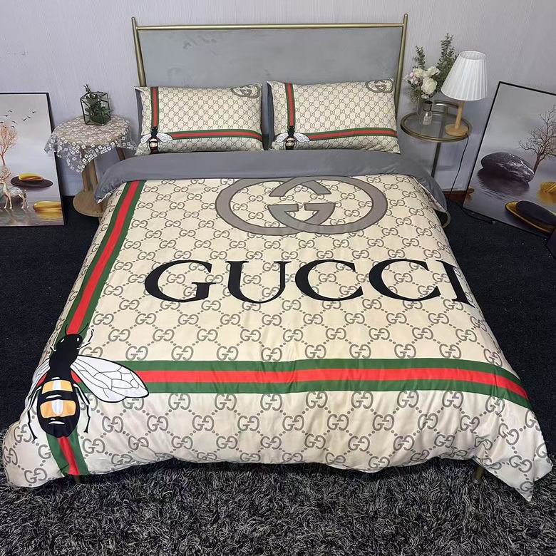 Gucci 2.0x2.3m 18